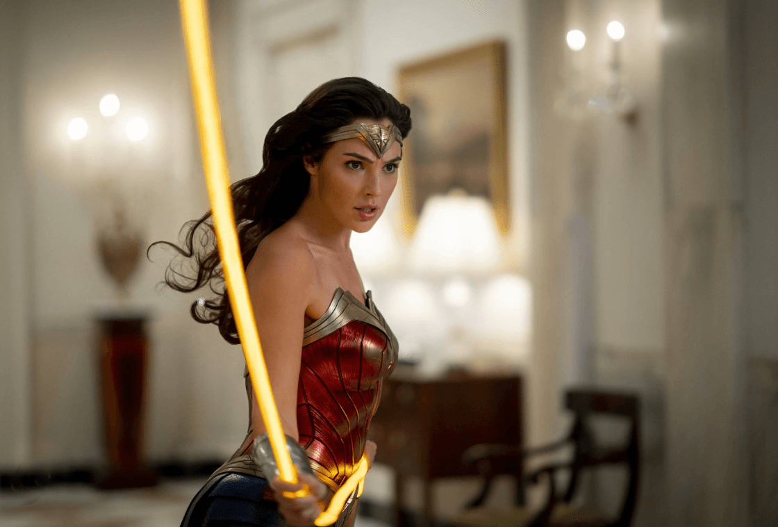 Gal Gadot in Wonder Woman (2017) für Ninshubur, Inannas Sukkal